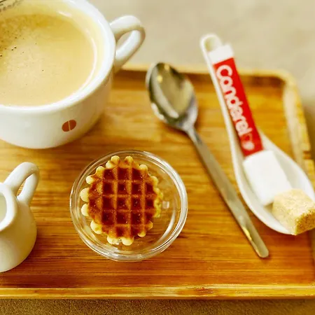 Au Sommet De La Cascade