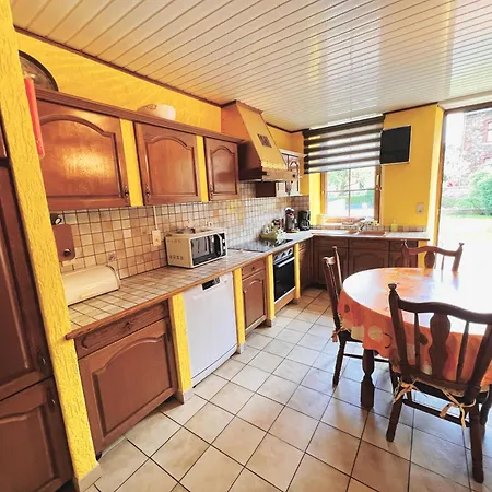 Au Sommet De La Cascade Hotel